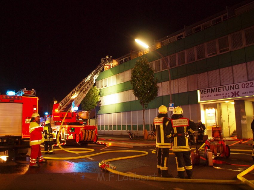 Explosion Feuer2 Koeln Zollstock Gottesweg C021.JPG